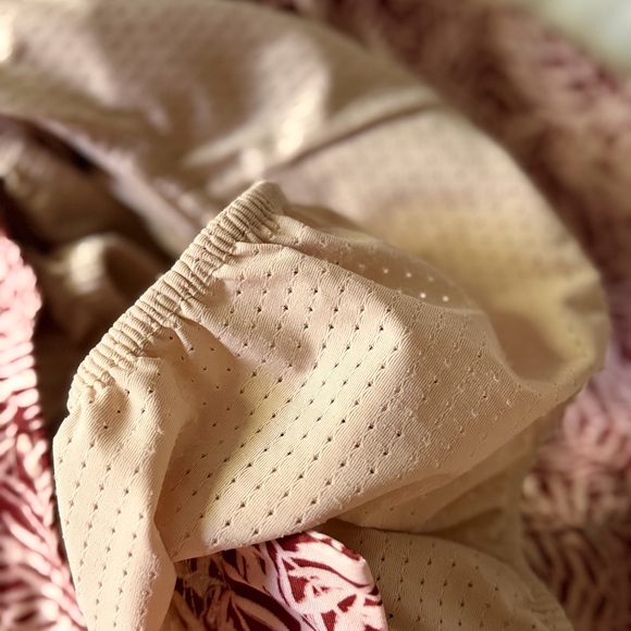 Tamarindo Paradise Tayrona Swim Trunks Resort Beach Vacation Luxury - Picture 5 of 9